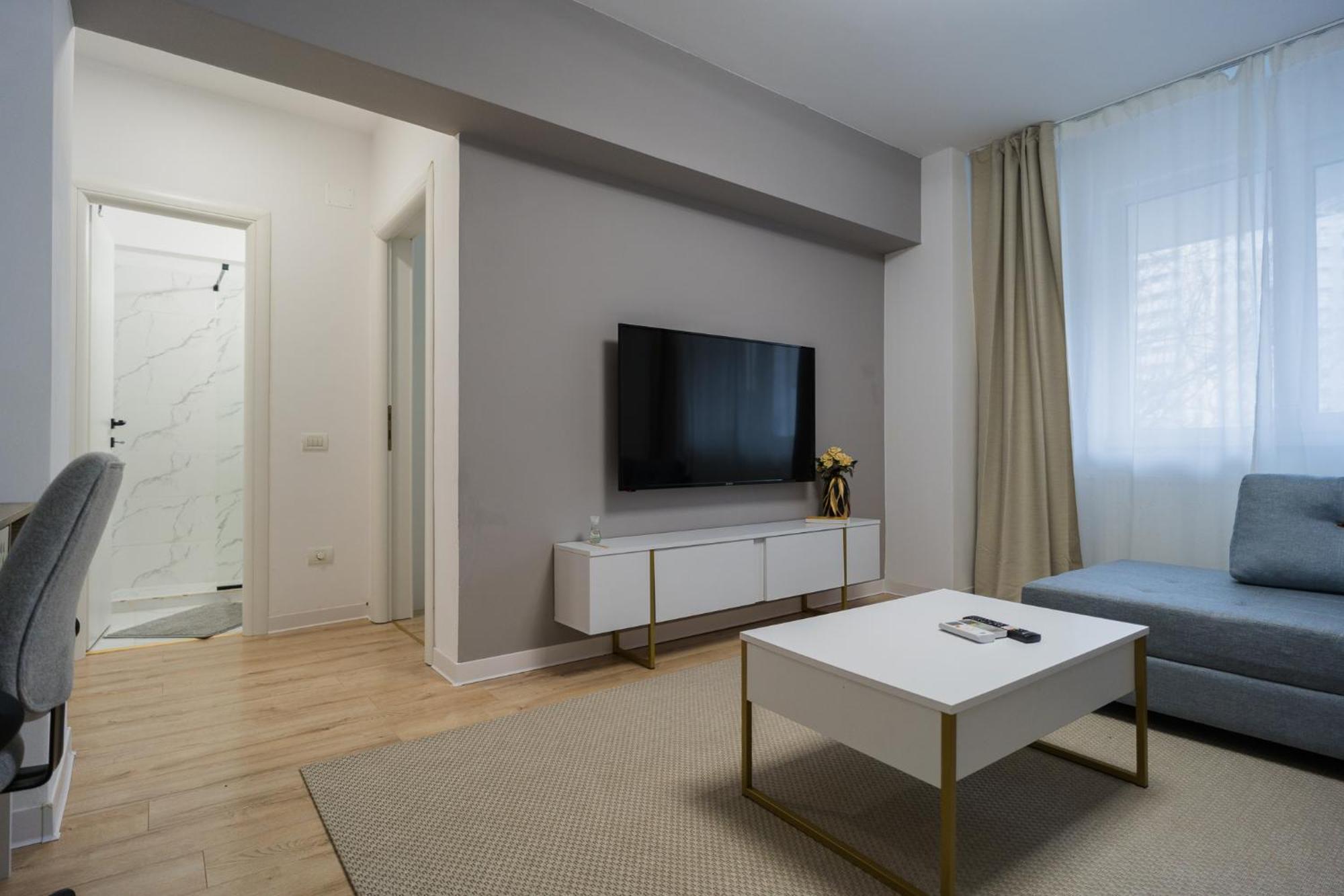 Ferienwohnung Elegant Gem Victoriei Avenue Bukarest Exterior foto
