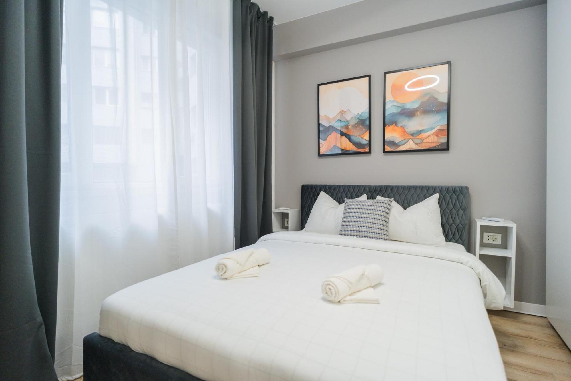 Ferienwohnung Elegant Gem Victoriei Avenue Bukarest Exterior foto